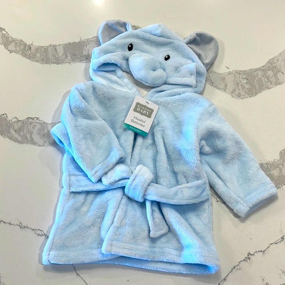 NWT Hudson Baby elephant bathrobe